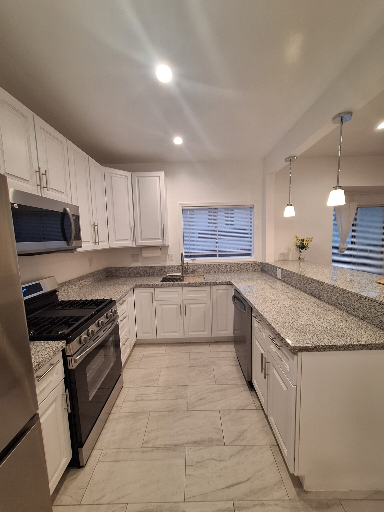 Building Photo - 4361 Camero Ave