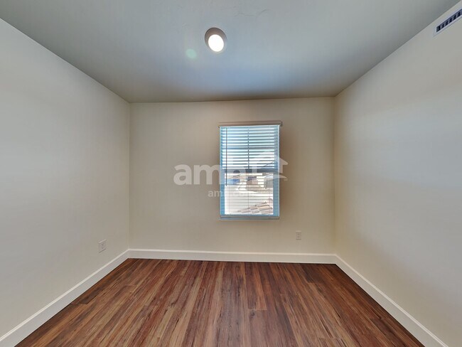 Building Photo - 7507 S Via Bombachas