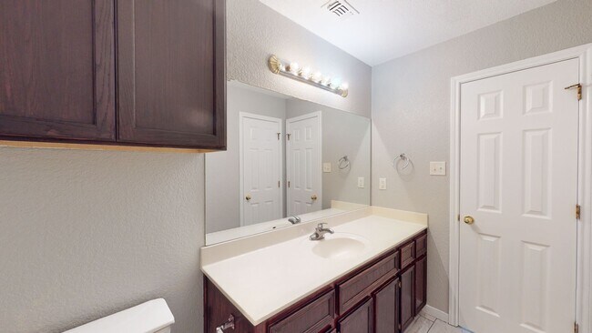Building Photo - 3805 Littleleaf Ct