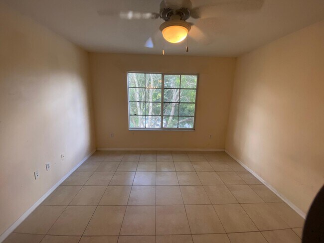 Building Photo - 4211 San Marino Blvd