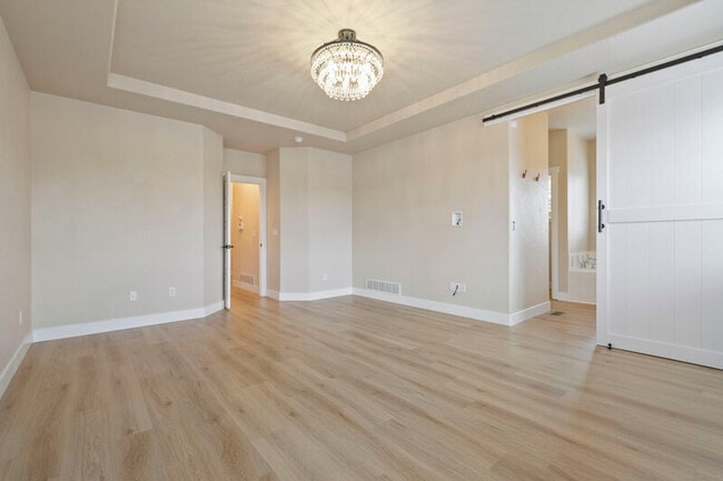 Building Photo - 5839 Yancey Dr