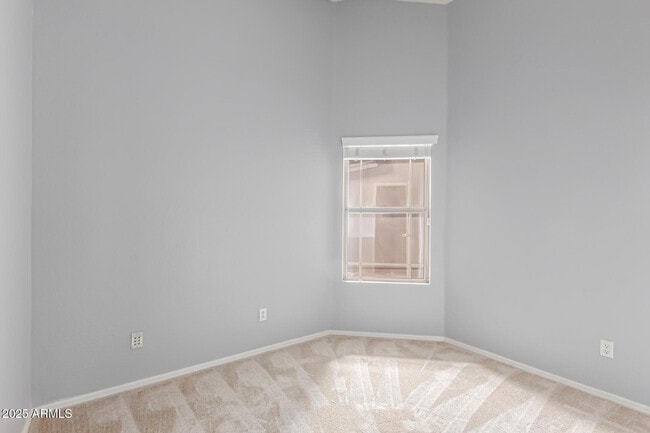 Building Photo - 10438 E Star of the Desert Dr