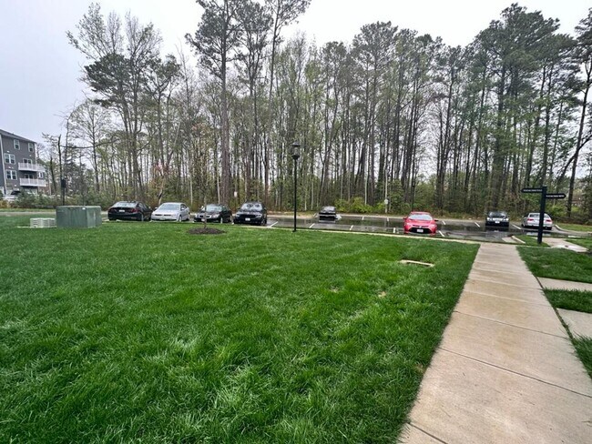 Building Photo - 8124 Wistar Creek Walk , Unit B, Henrico, ...