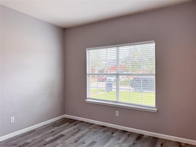 Building Photo - 1212 Maple Terrace Dr