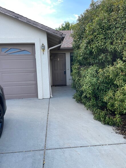 Building Photo - 7100 E Dodge Cir