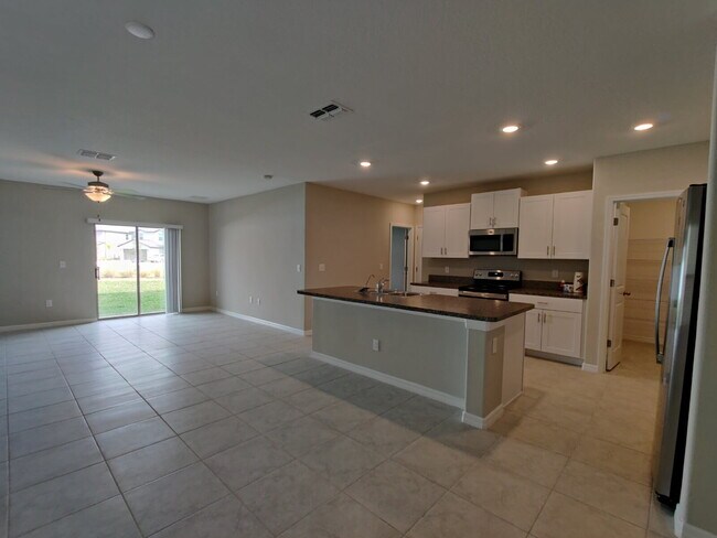 Building Photo - 7226 Ronnie Gardens Ct