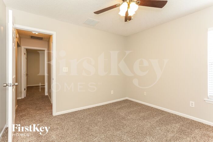 Building Photo - 2563 Watermill Dr
