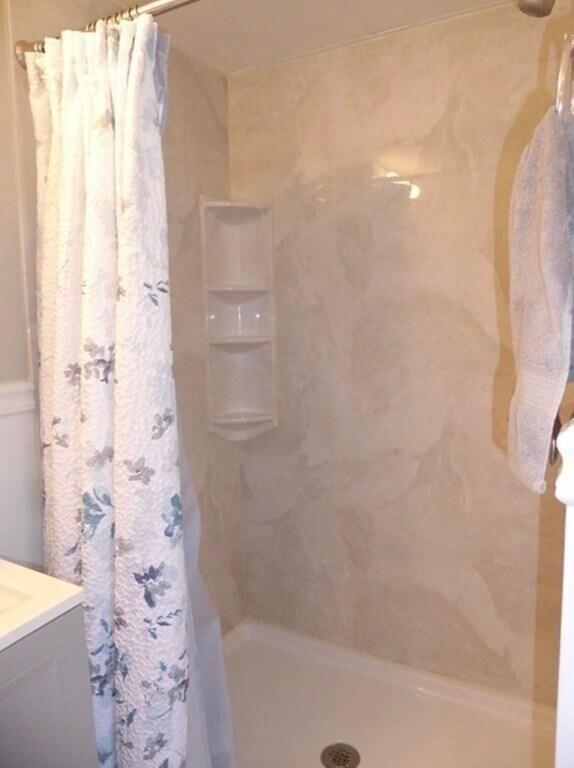 Building Photo - 126 Lowell St