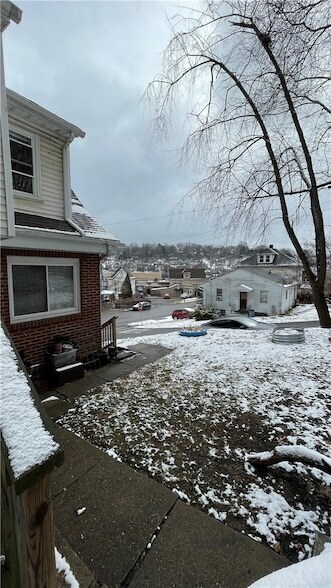 Building Photo - 814 Green St