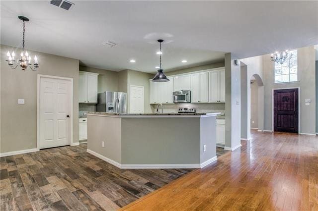 Building Photo - 208 N Arbor Ridge Dr