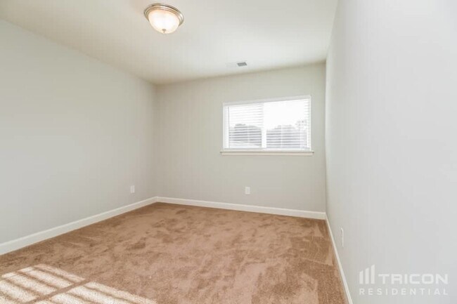 Building Photo - 2271 Cason Ln