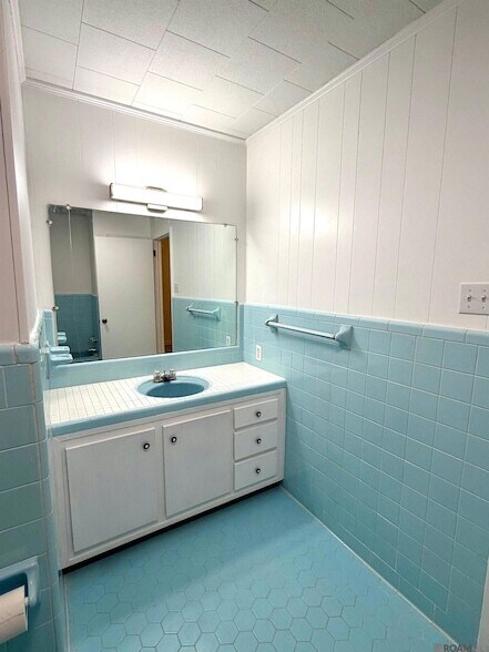 Building Photo - 43063 Black Bayou Rd