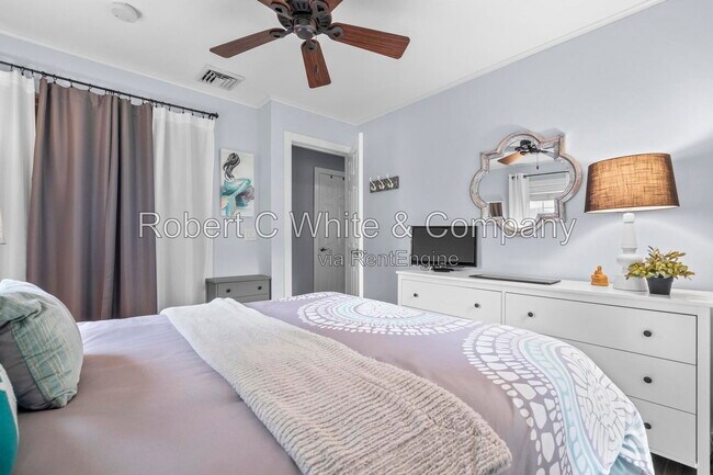 Building Photo - 24 Topstone Dr