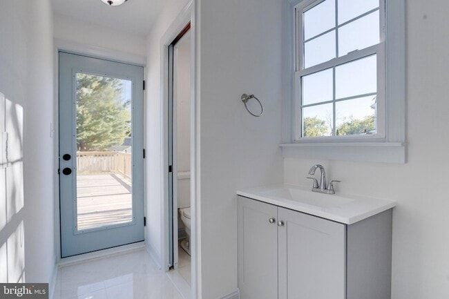 Building Photo - 5717 Station Rd