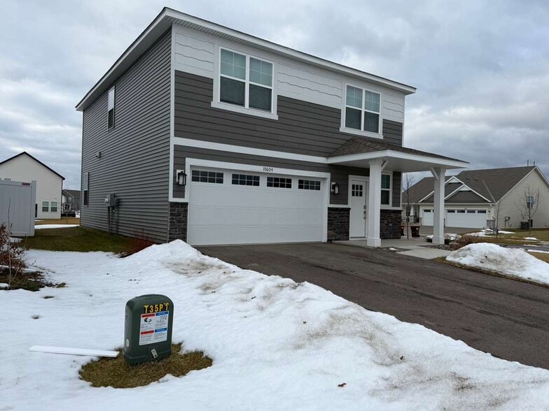 Building Photo - 10604 Heron Ave S