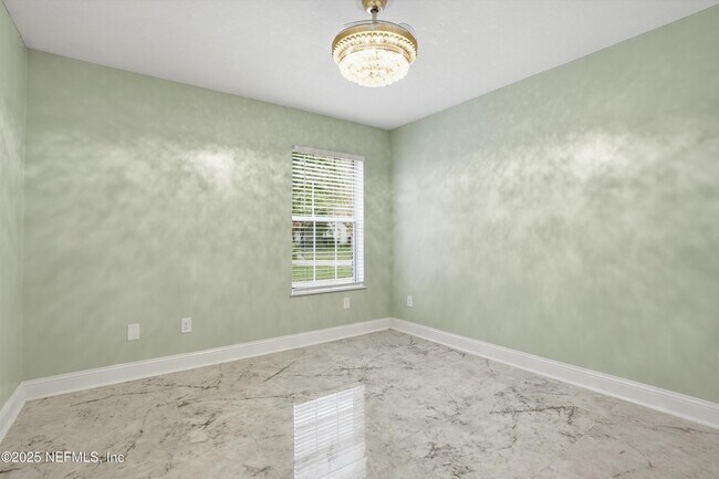 Building Photo - 2810 Sweetholly Dr