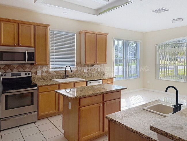 Building Photo - 2500 Trapside Ct