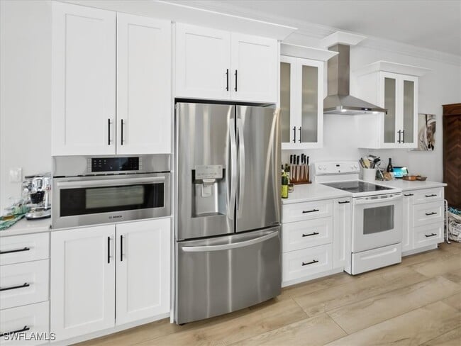 Building Photo - 6876 Redbay Park Rd