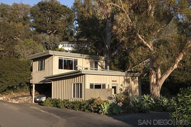 Building Photo - 1927 Balboa Ave