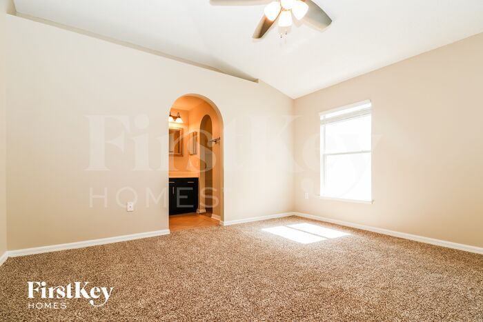 Building Photo - 3134 Whispering Trails St