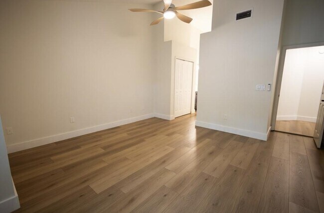 Building Photo - 16104 Stowe Ct