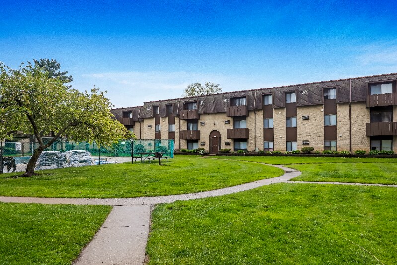 Building Photo - 4668 Talmadge Rd
