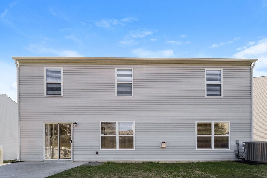 Building Photo - 11022 Dry Stone Dr