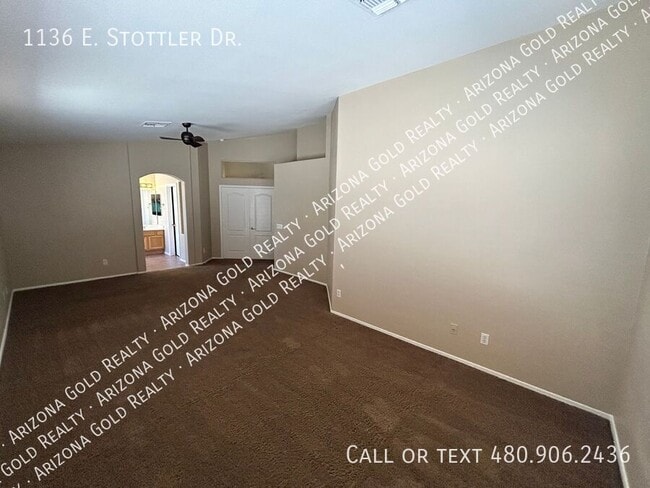 Building Photo - 1136 E Stottler Dr