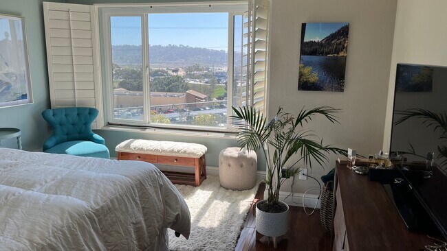 Primary Bedroom - 817 America Way