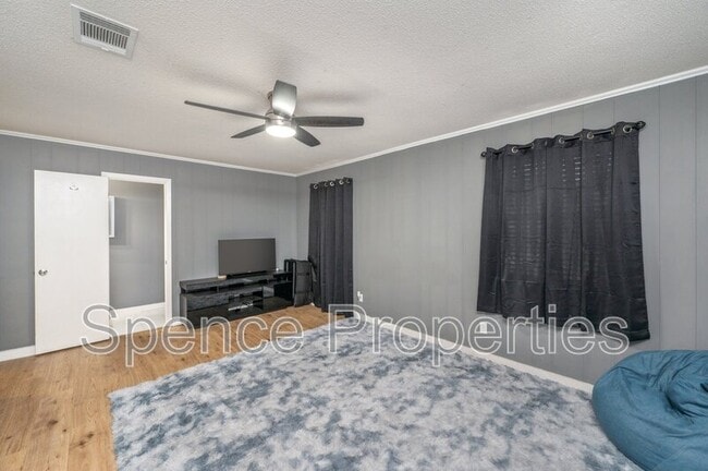 Building Photo - 113 Marimba St