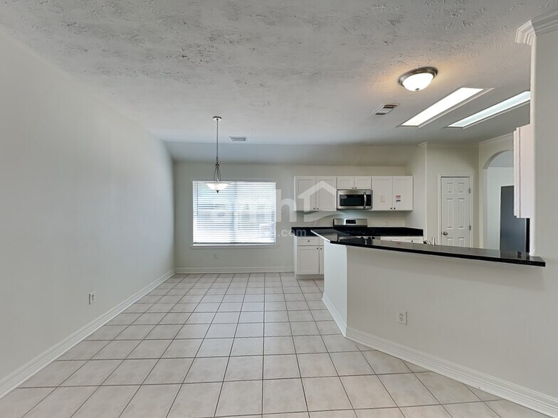 Building Photo - 12038 Lucky Meadow Dr