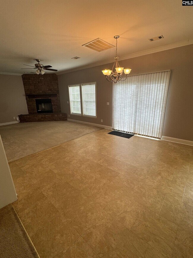 Building Photo - 121 Summerfield Dr