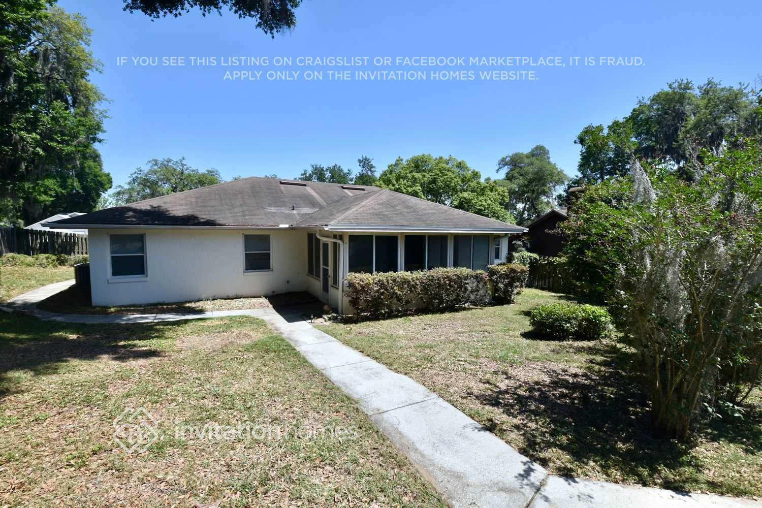 Building Photo - 7028 Doehring Dr