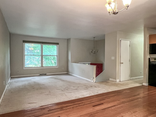 Building Photo - 1411 West Ave