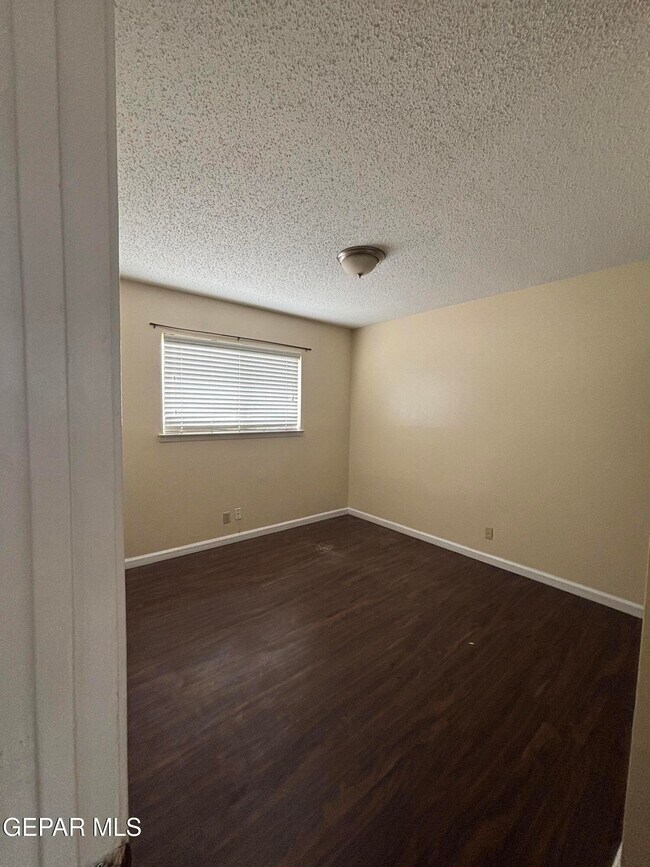 Building Photo - 1601 N El Paso St