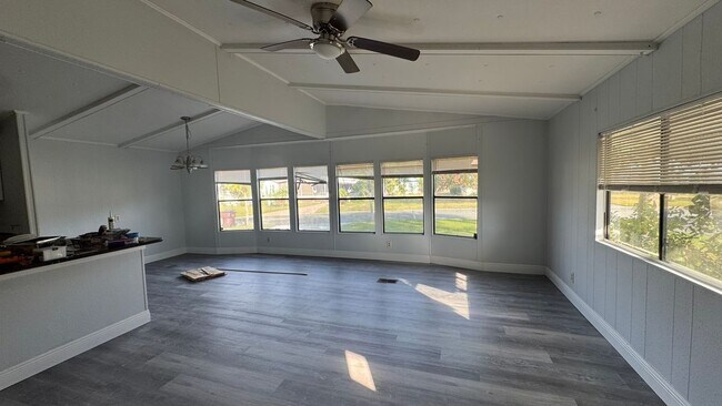 Building Photo - 2310 Lakota Ln