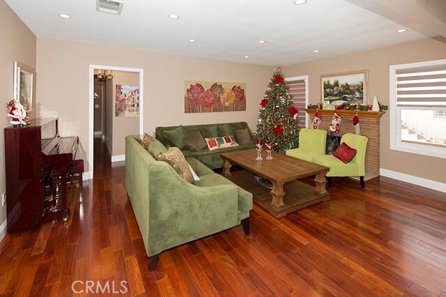 Building Photo - 3238 Montrose