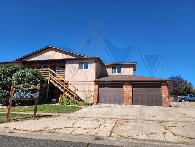 Primary Photo - 2 Bedroom 1 Bathroom Apartment