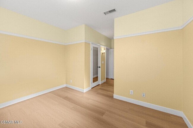 Building Photo - 4980 Via Santana