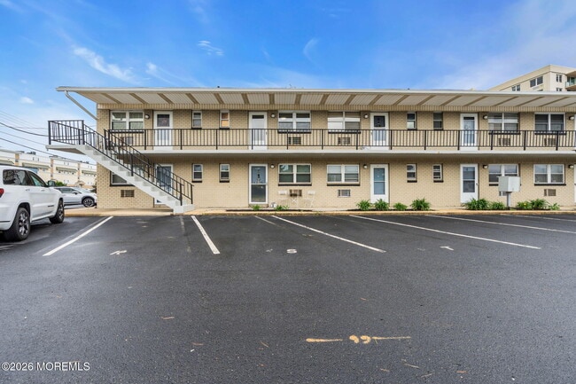 Building Photo - 455 Ocean Blvd