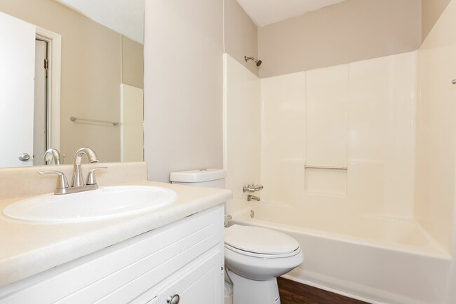 Building Photo - 4711 Pebble Ct