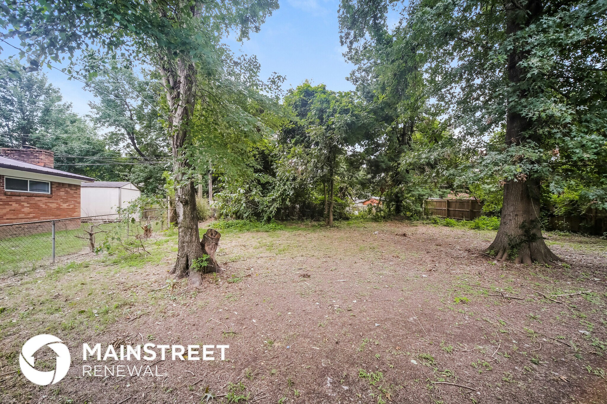 Building Photo - 4877 Brentdale Ave