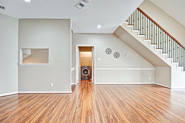 Building Photo - 4144 Greystone Way