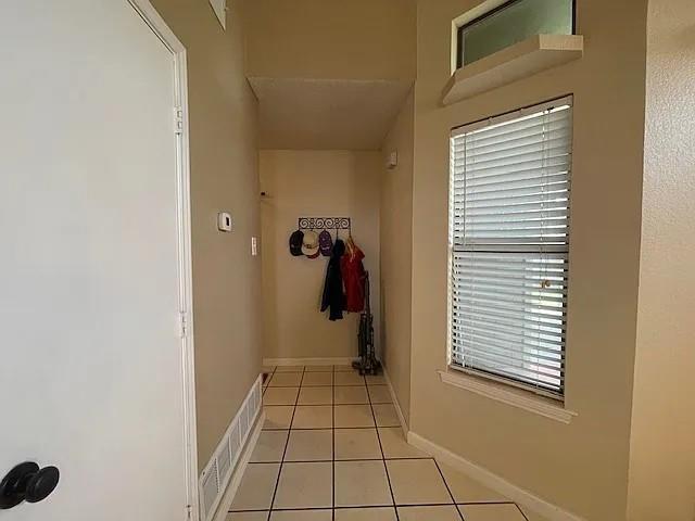 Building Photo - 2062 Bronco Ln