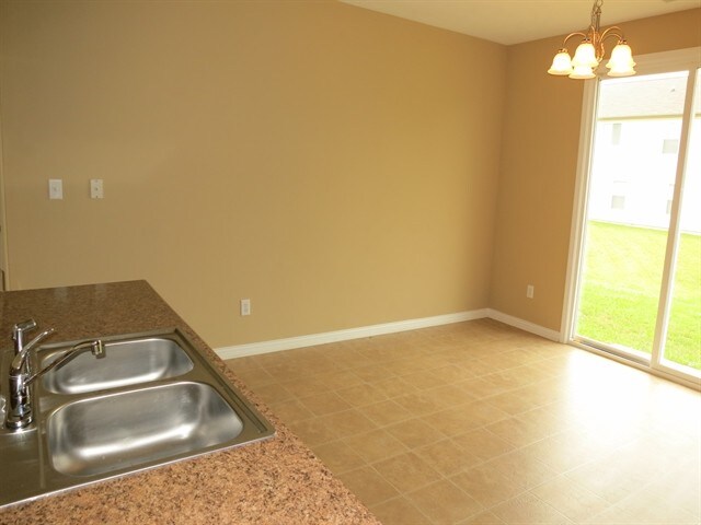 Building Photo - 8185 Sydney Ln