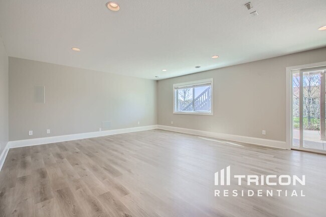 Building Photo - 19280 Castle Ct