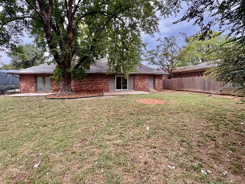 Building Photo - 6714 E 75th Ct