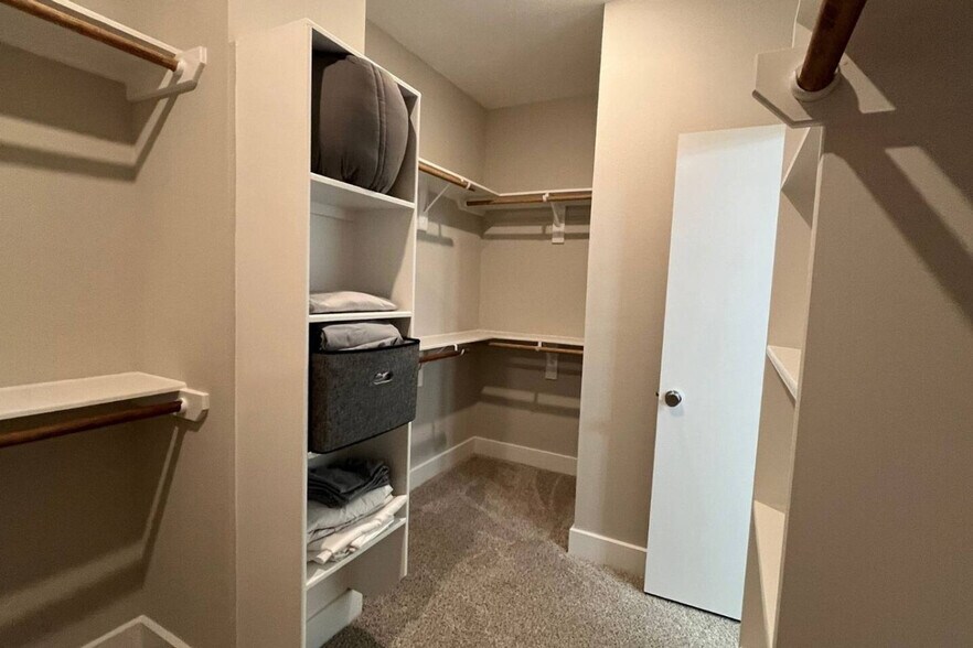 Building Photo - 3208 Bostic St