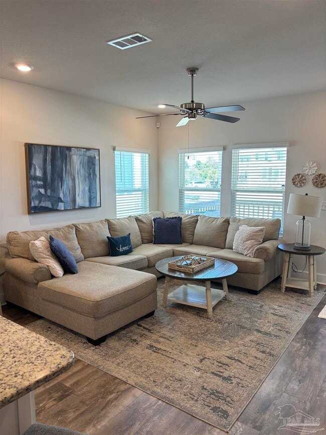 Building Photo - 14330 Gardenglen Dr