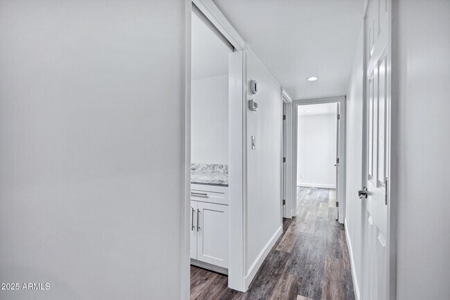 Building Photo - 11459 N 56th St